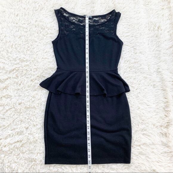 SOPRANO Black Floral Lace Peplum Pencil Dress - Picture 7 of 10